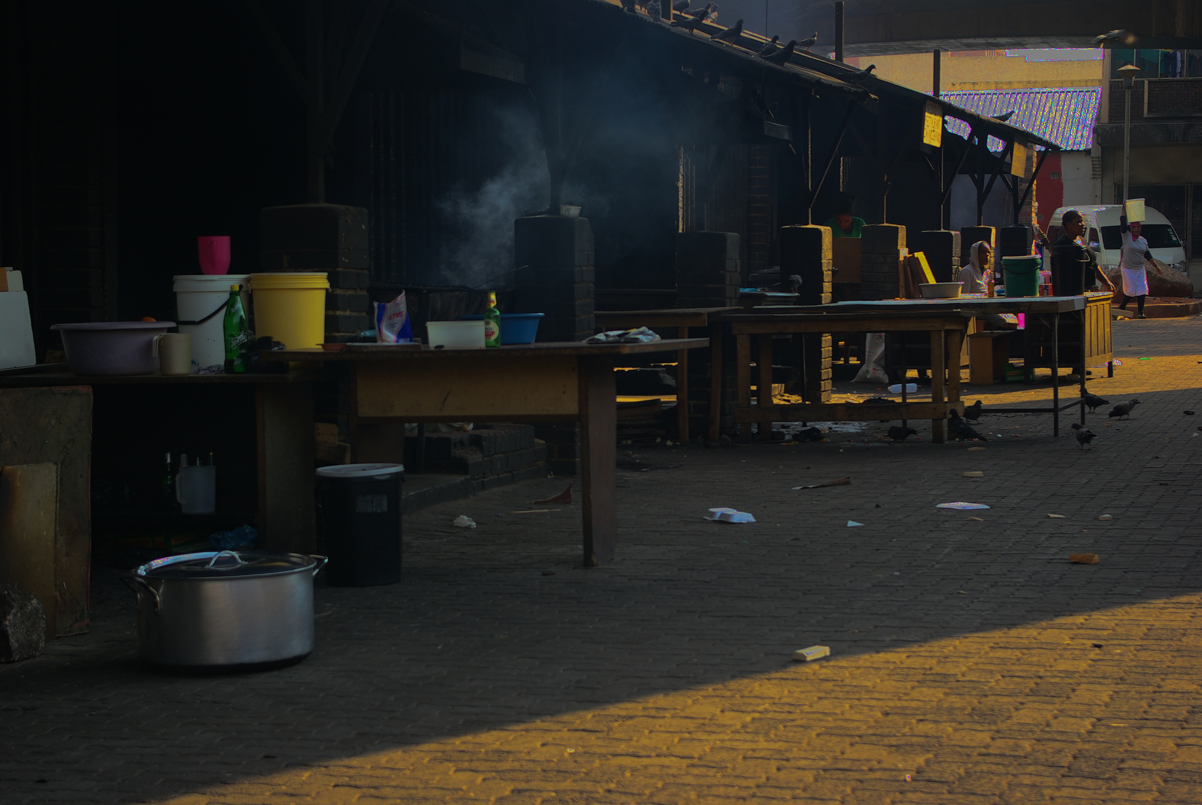 convert -modulate 50 IMGP8582.JPG IMGP8582_modulate_50.JPG