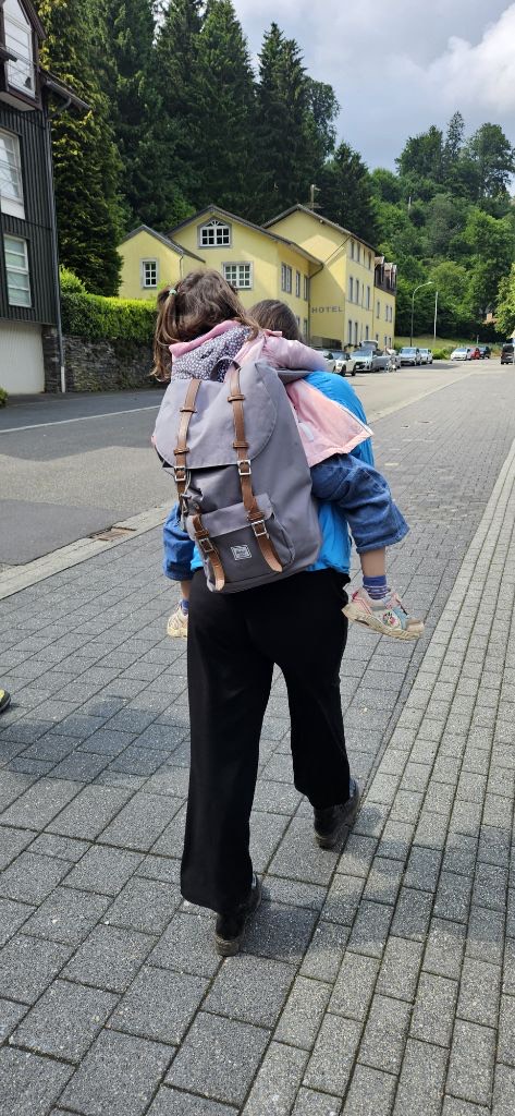 Sat Aug 23 11:46:29 AM CEST 2025